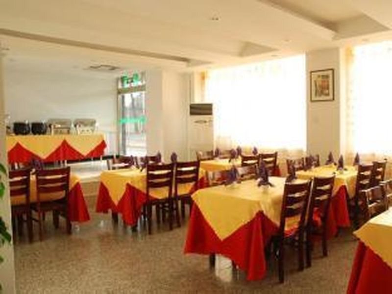 Таншань: Greentree Inn Tangshan Lubei District Yuhuadao Hot