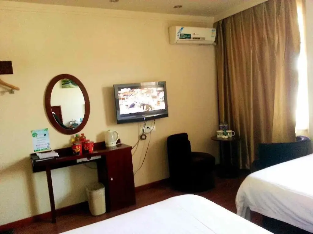 GreenTree Inn Zhangjiakou Bus Station Express Hotel — фото 1