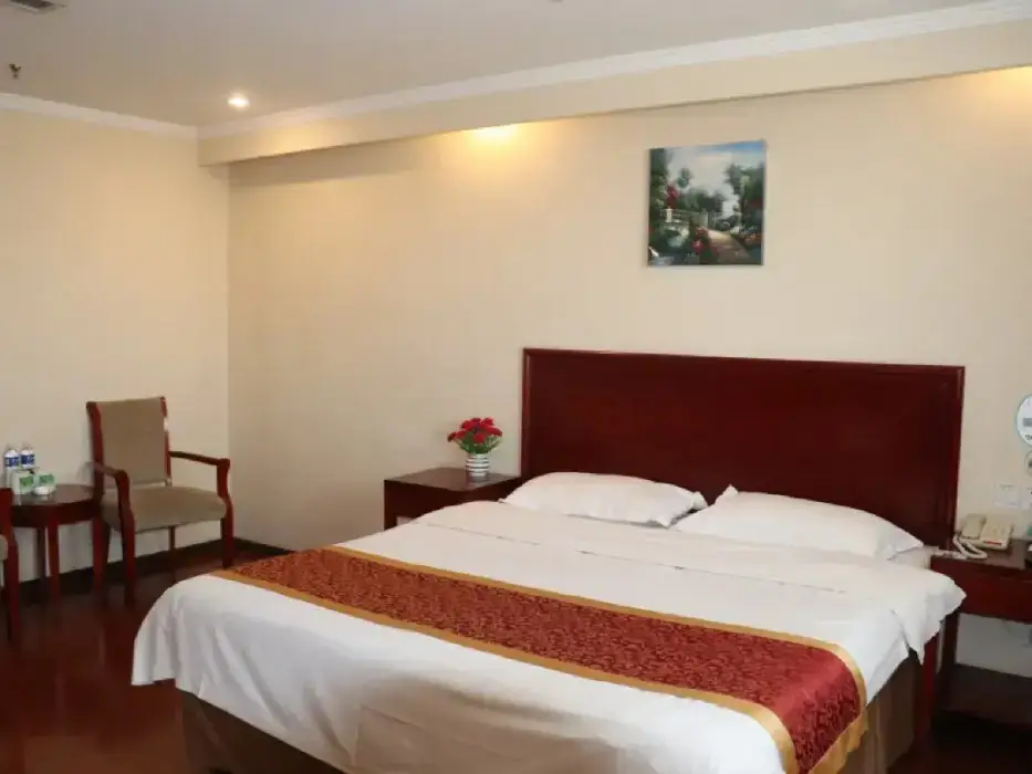 Чжанцзякоу: GreenTree Inn Zhangjiakou Xuanhua Boju Business Hotel