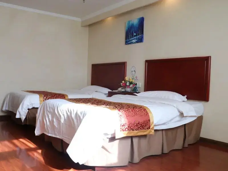 Чжанцзякоу: GreenTree Inn Zhangjiakou Xuanhua Boju Business Hotel