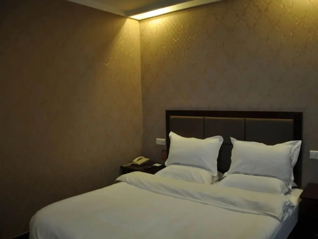 Тайюань: GreenTree Inn TaiYuan Jiancaoping District XingHua Street Hotel