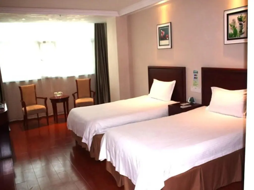 Лиаоченг: GreenTree Inn Liaocheng Chiping East Huixin Road Business Hotel