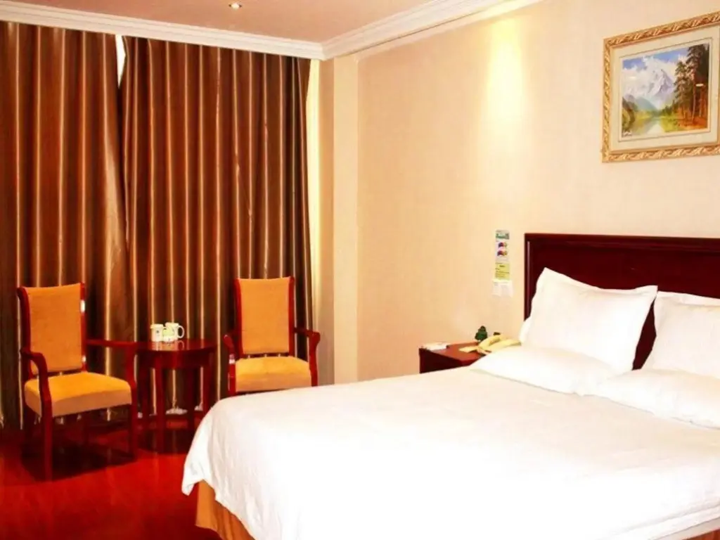 Лиаоченг: GreenTree Inn Liaocheng Chiping East Huixin Road Business Hotel