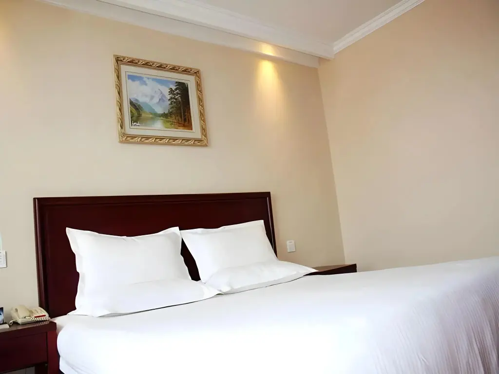 Лиаоченг: GreenTree Inn Liaocheng Chiping East Huixin Road Business Hotel