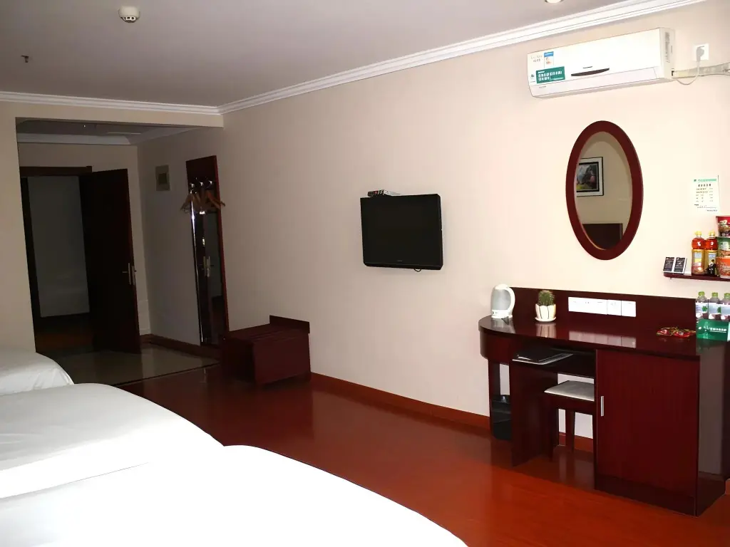 Лиаоченг: GreenTree Inn Liaocheng Chiping East Huixin Road Business Hotel