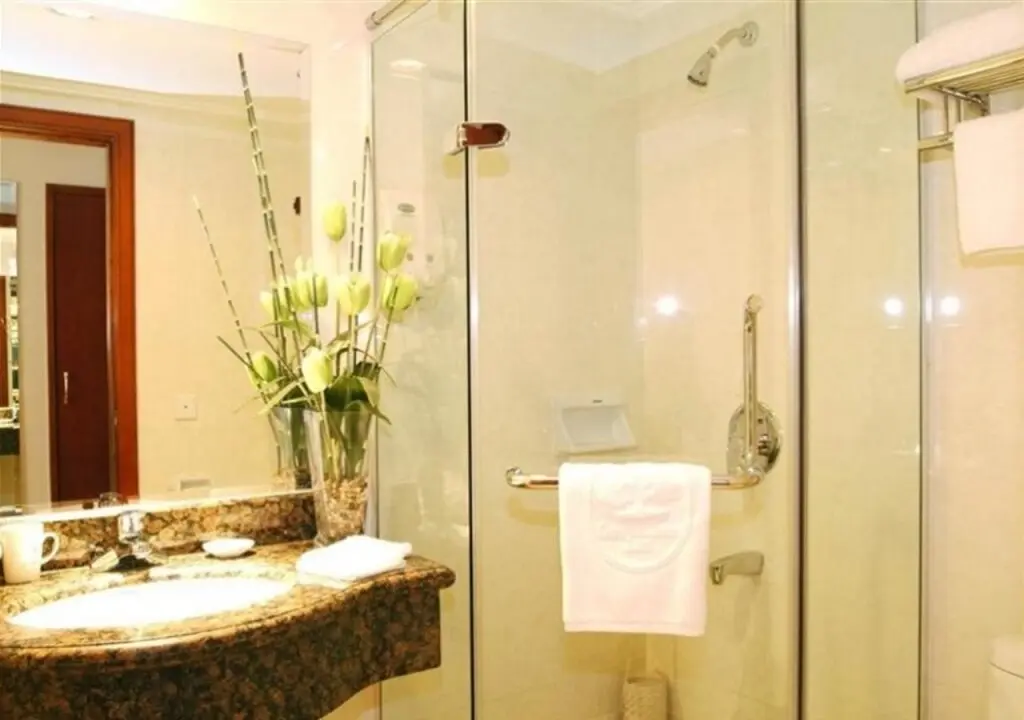 Лиаоченг: GreenTree Inn Liaocheng Chiping East Huixin Road Business Hotel