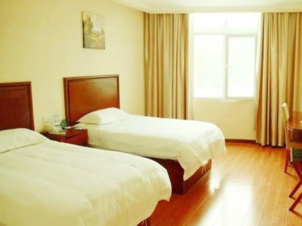 Вэйхай: GreenTree Inn Shandong Weihai Rushan Century Avenue Express Hotel