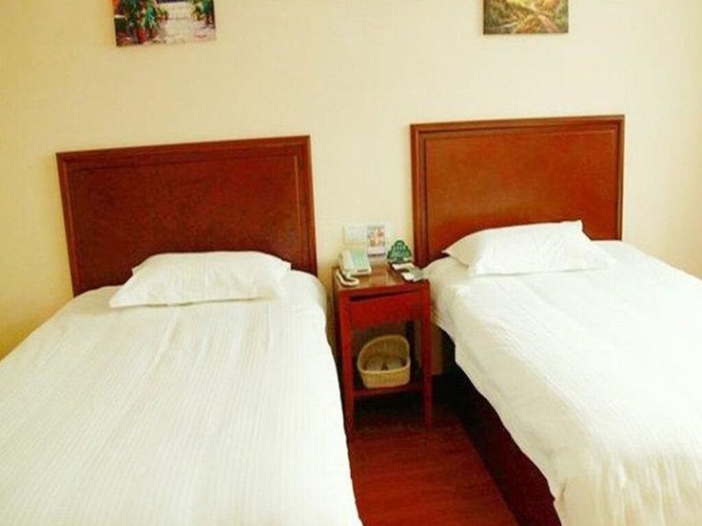 Вэйхай: GreenTree Inn Shandong Weihai Rushan Century Avenue Express Hotel