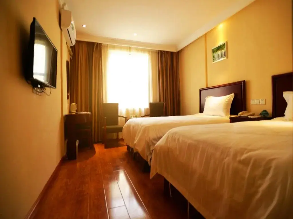 Чжанцзяцзе: GreenTree Inn Hunan Zhangjiajie Daqiao Road Ziwu Park Express Hotel