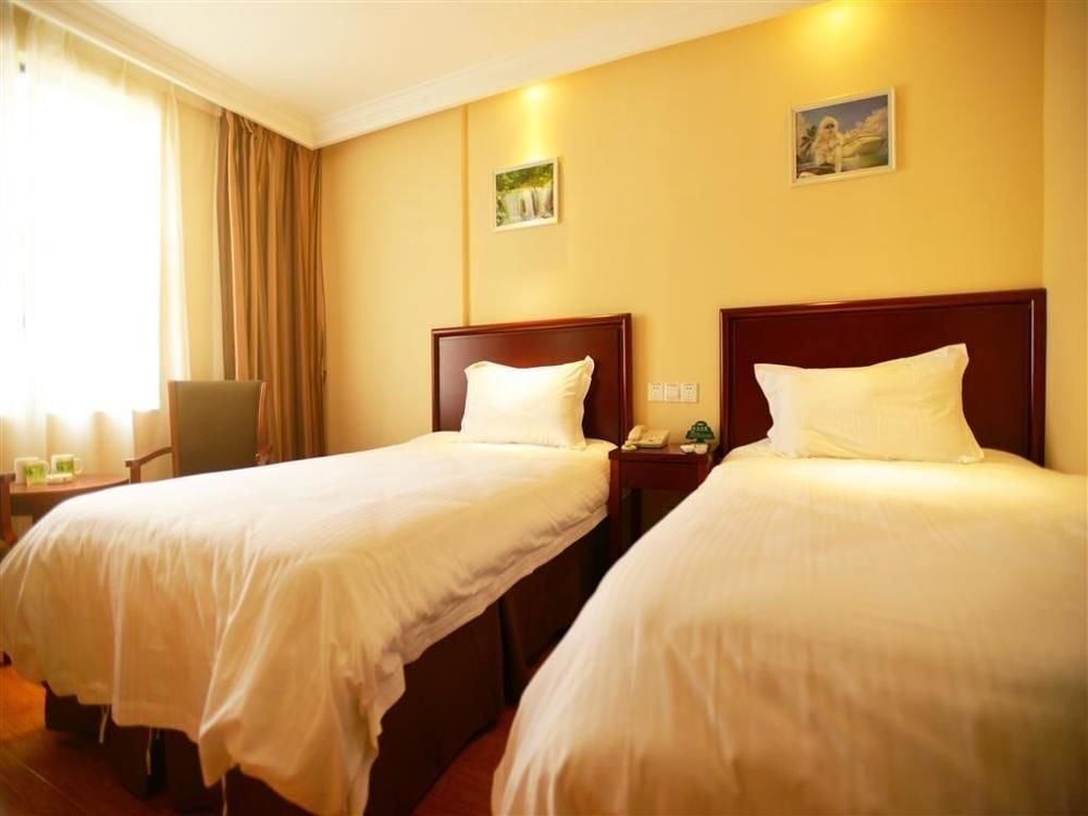 Чжанцзяцзе: GreenTree Inn Hunan Zhangjiajie Daqiao Road Ziwu Park Express Hotel