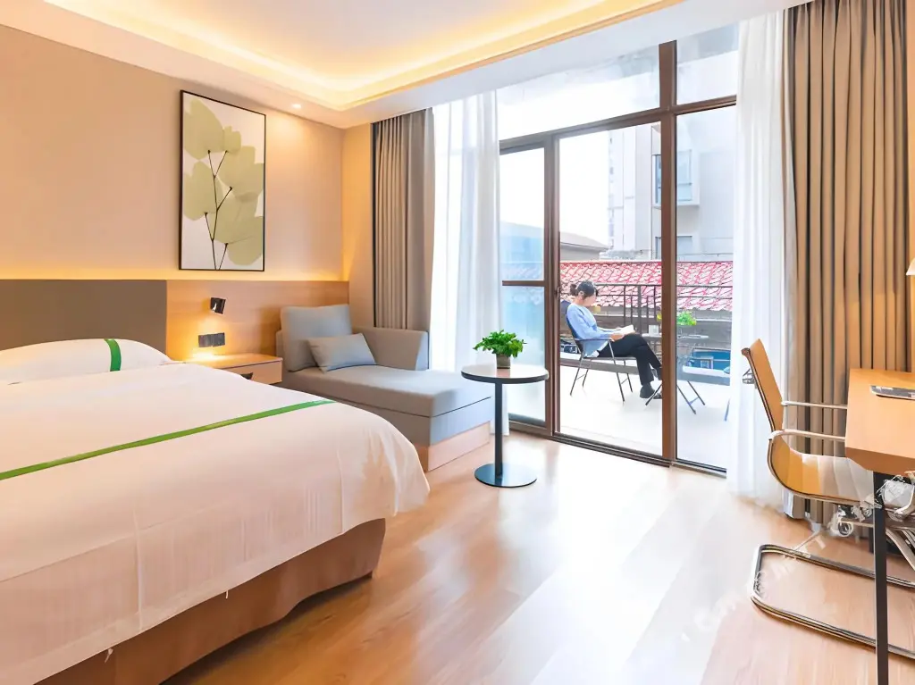 Хуанган: GreenTree Inn Huanggang Hong An Wal-Mart Plaza Business Hotel