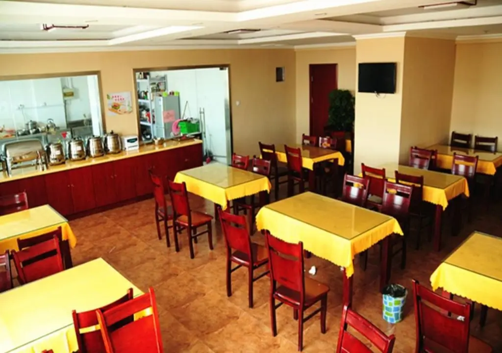Интань: GreenTree Inn JiangXi YingTan GuiXi Plaza JinFeng Mansion Business Hotel