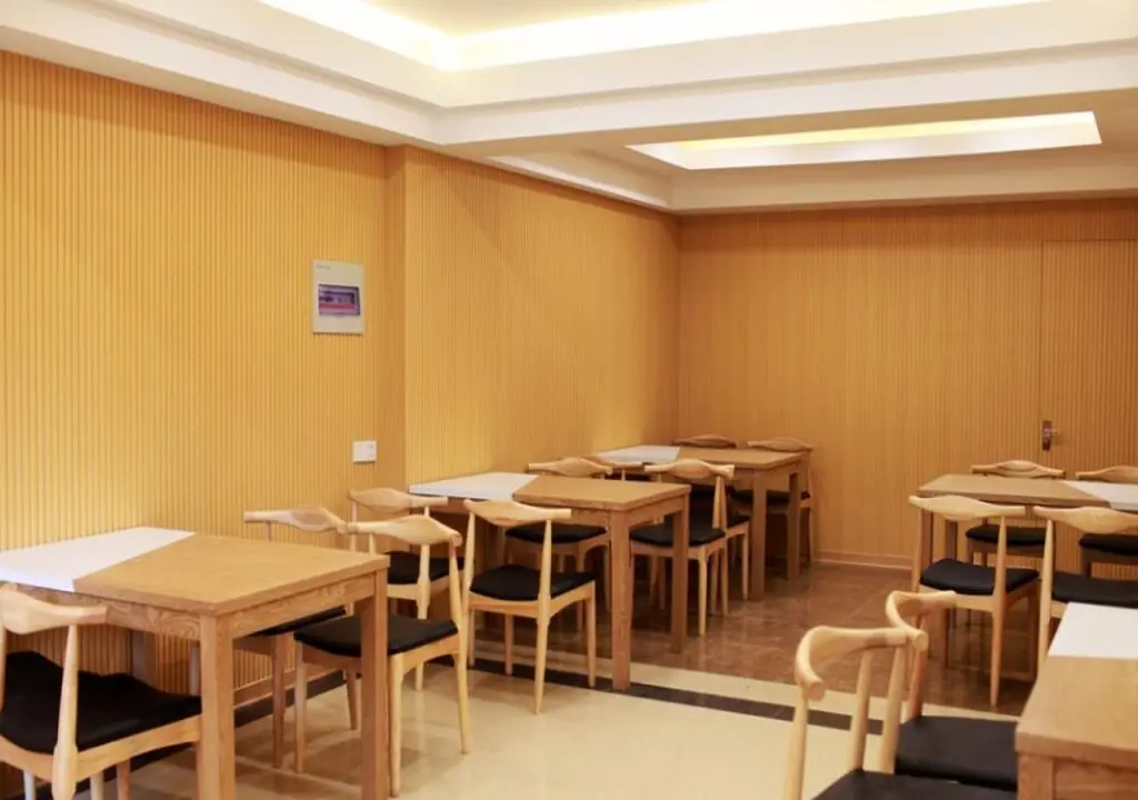 Интань: GreenTree Inn JiangXi YingTan GuiXi Plaza JinFeng Mansion Business Hotel