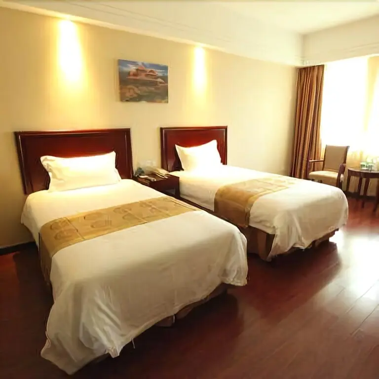 Лиаоченг: Greentree Inn Liaocheng Shuguang Building Express Hotel