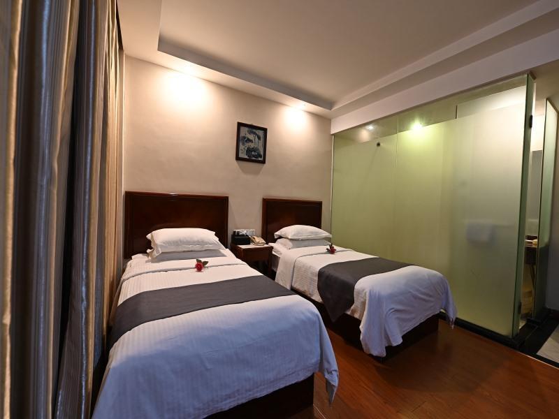 Цзиндэчжэнь: Greentree Inn Jingde Town Zhushan District Shuguan