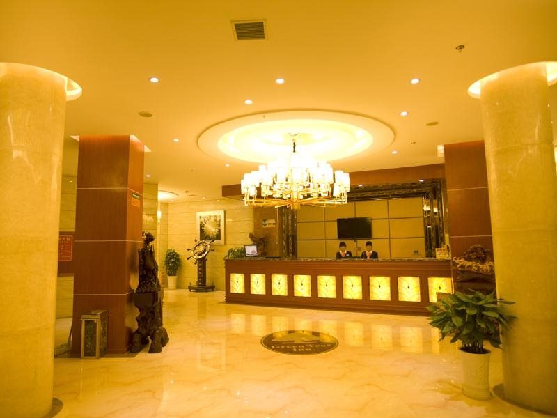 Сяоган: GreenTree Inn Fuzhou Dongxiang Longshan Express Hotel