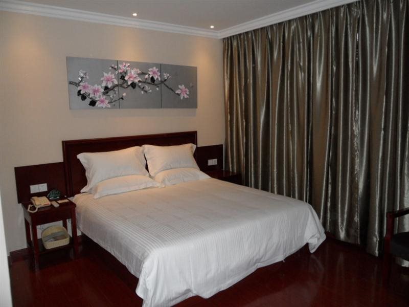 Сяоган: GreenTree Inn Fuzhou Dongxiang Longshan Express Hotel