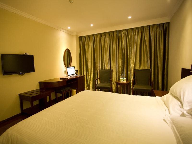 Сяоган: GreenTree Inn Fuzhou Dongxiang Longshan Express Hotel