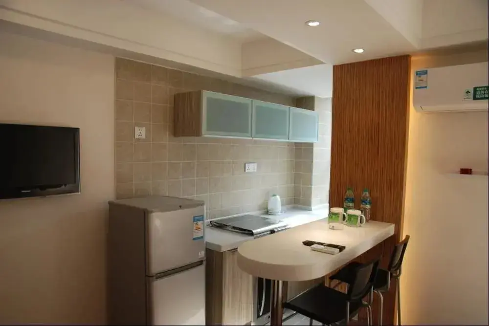 Цзюцзян: GreenTree Inn Jiangxi Jiujiang Xunyang Road Apartment Hotel