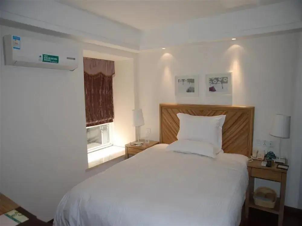 Цзюцзян: GreenTree Inn Jiangxi Jiujiang Xunyang Road Apartment Hotel