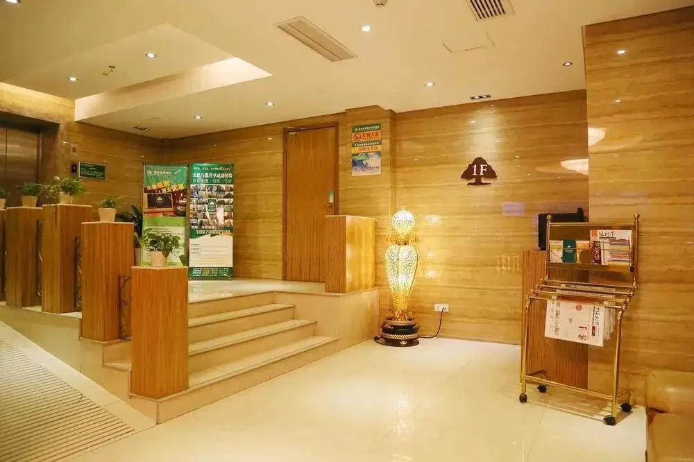 Цзюцзян: GreenTree Inn Jiangxi Jiujiang Xunyang Road Apartment Hotel