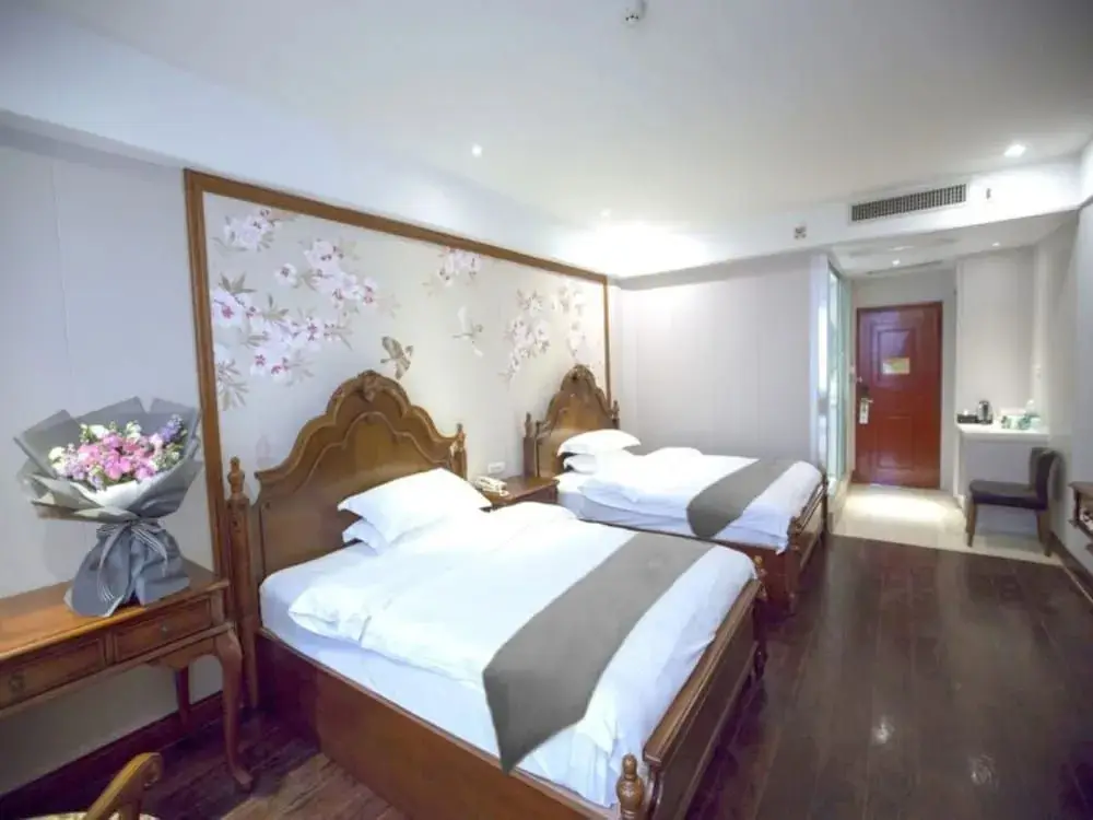 Гуйлинь: Greentree Eastern Guilin Railway Station Hotel