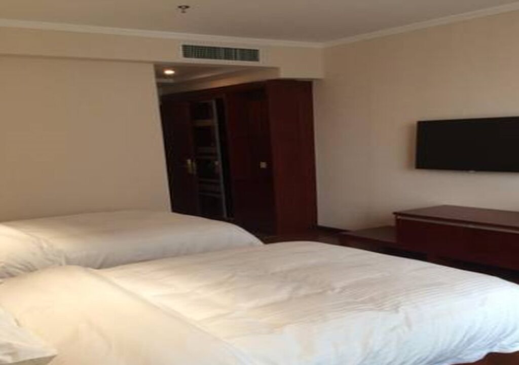 Цзюцюань: GreenTree Inn Jiuquan Dunhuang Shazhou North Road Hotel