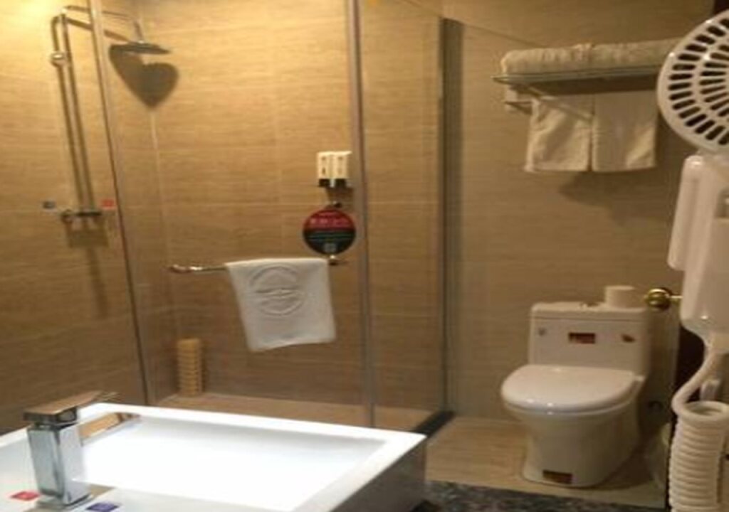 Цзюцюань: GreenTree Inn Jiuquan Dunhuang Shazhou North Road Hotel