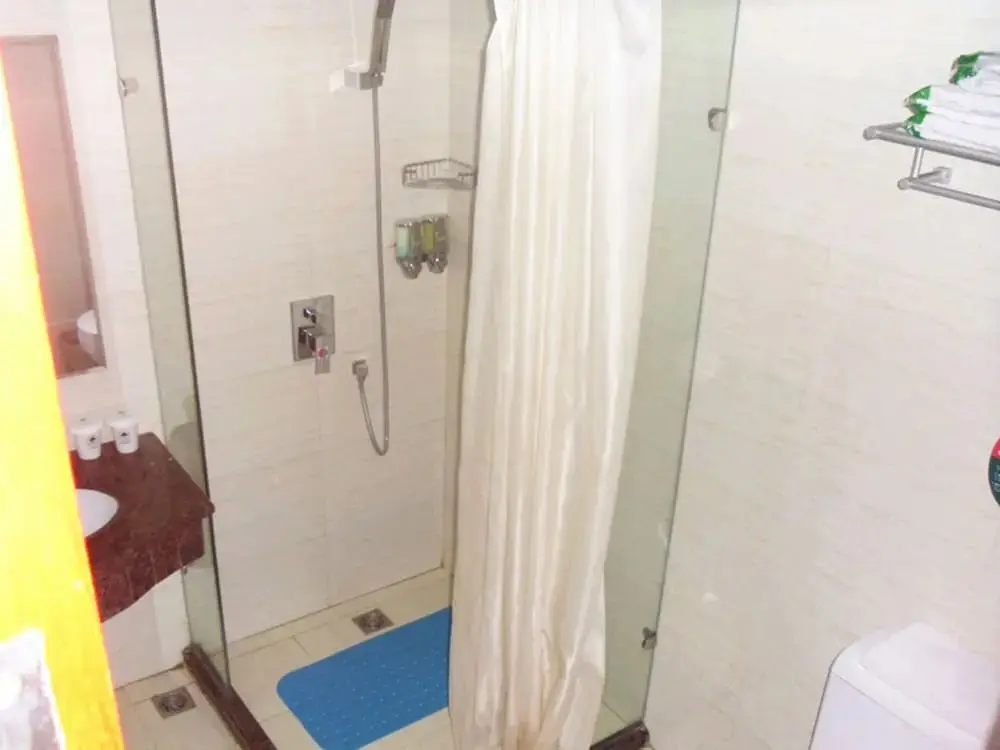 Бенгбу: GreenTree Inn Bengbu Longhu Express Hotel