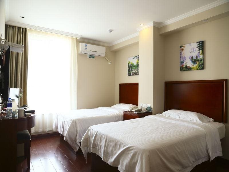 Сюйчжоу: GreenTree Inn Anhui Mingguang Chihe Avenue Guancheng International City Express Hotel