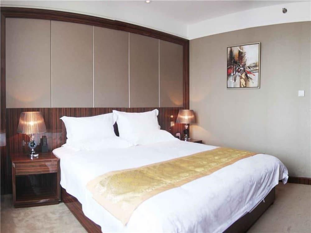 Хуайнань: GreenTree Huainan Tianjiaan Square Guangchang road Hotel