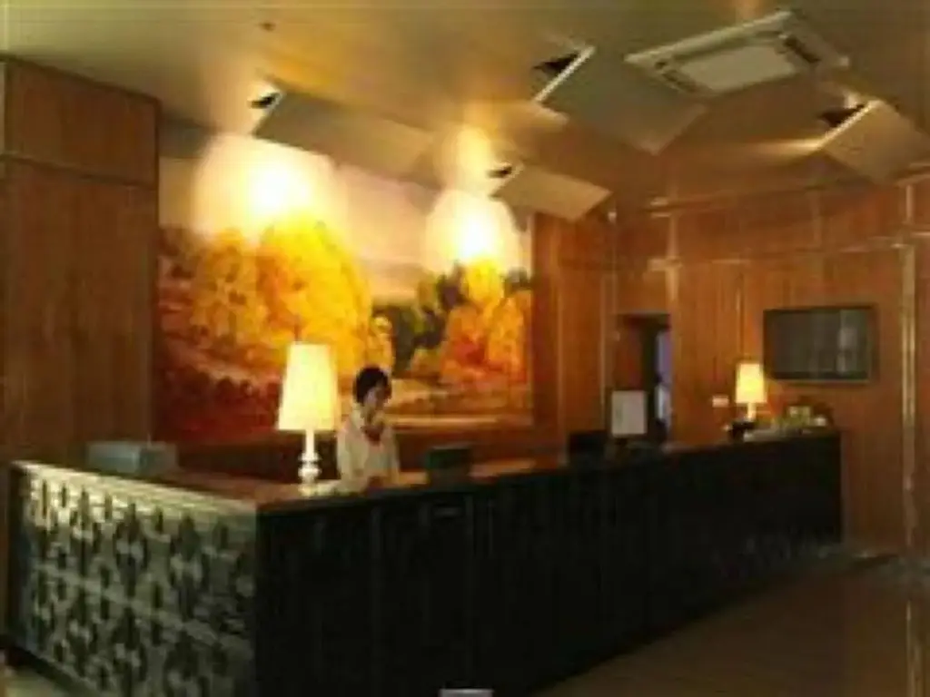 Хучжоу: GreenTree Inn Huzhou Wuxing District South Street Chaoyin Bridge Business Hotel