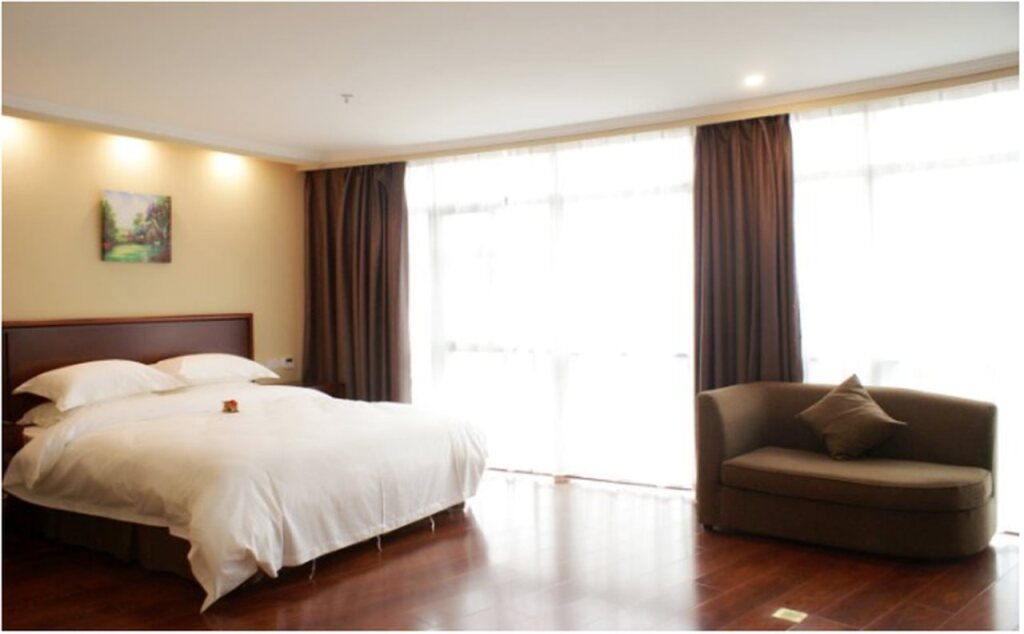 Хуайнань: GreenTree Inn Huainan FengTai ZhongShan (N) Road Express Hotel