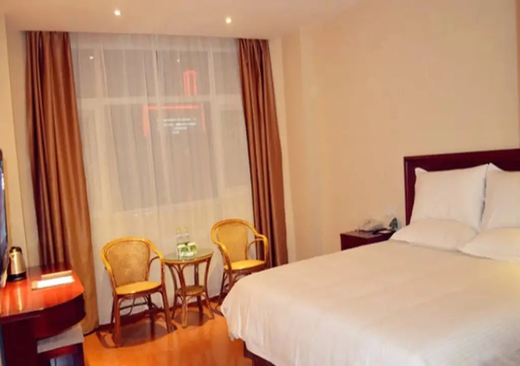 Цзаочжуан: GreenTree Inn Zaozhuang Tengzhou Railway Station Middle Fuqian Road Shell Hotel