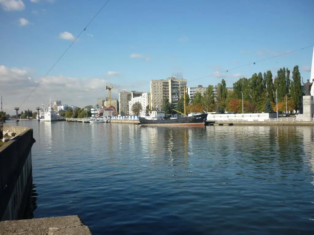Калининград: House on The River