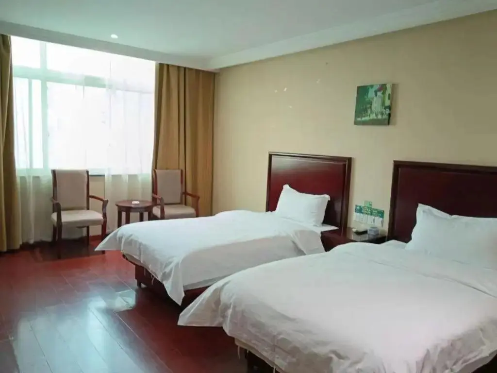 уезд Луи: GreenTree Inn Henan Zhoukou Luyi Ziqi Avennue Business Hotel