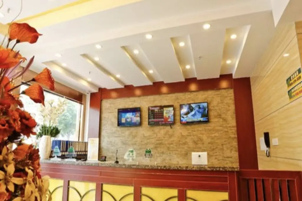 Цзяочжоу: GreenTree Inn QinYang Middle HuaiFu Road Express Hotel