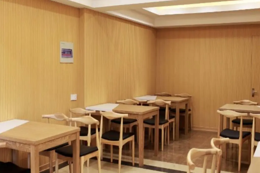 Цзяочжоу: GreenTree Inn QinYang Middle HuaiFu Road Express Hotel