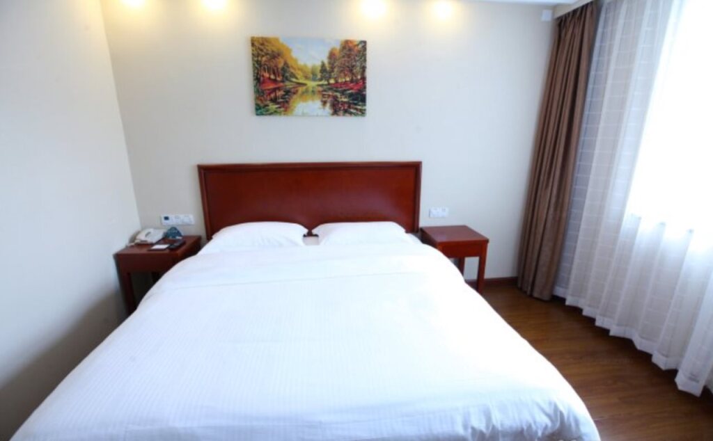 Юньчэн: GreenTree Inn YunCheng South of Railway Station North FengHuang Road Shell Hotel