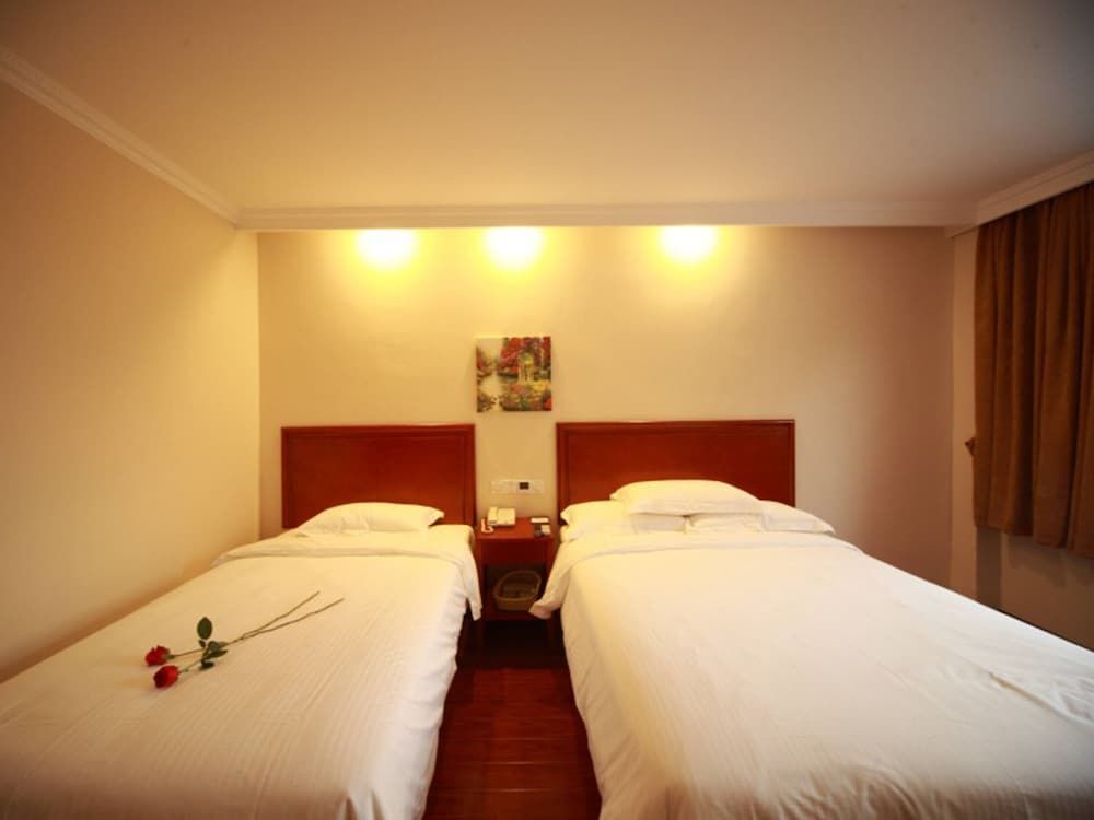 Лункоу: Thank Inn Hotel Shandong Yantai Longkou City East Bus Station