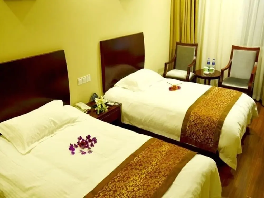 Лункоу: Thank Inn Hotel Shandong Yantai Longkou City East Bus Station
