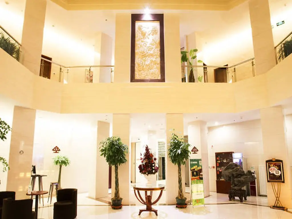 GreenTree Inn Zibo Zichuan District Flyover Business Hotel — фото 1