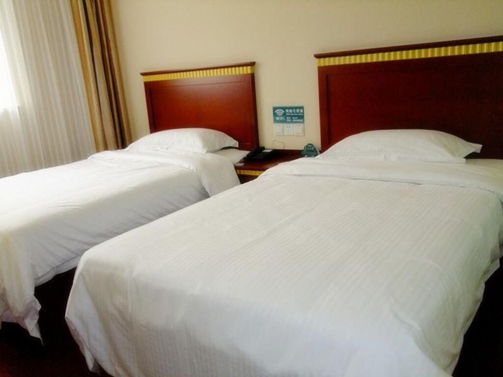 Хецзе: GreenTree Inn Heze Juancheng County Second Juancheng Road Shell Hotel