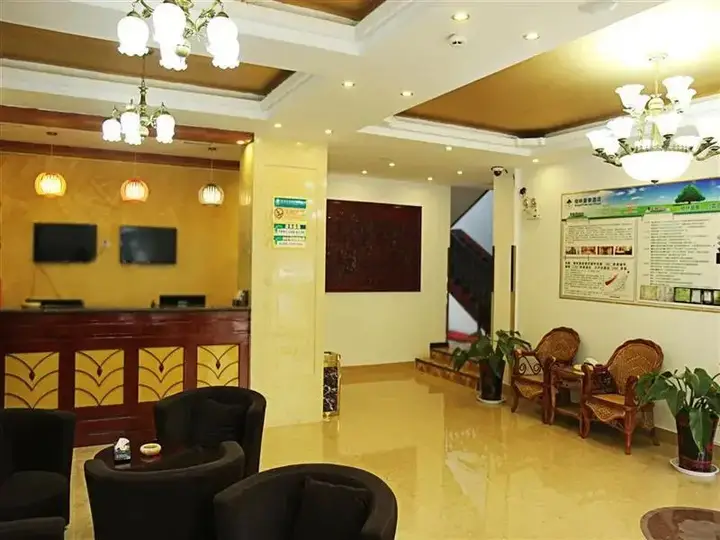 Хецзе: GreenTree Inn Heze Juancheng County Second Juancheng Road Shell Hotel