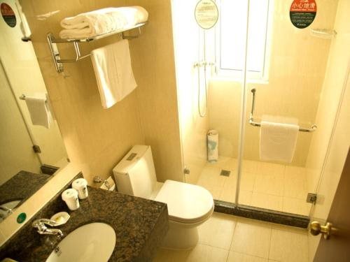 Хецзе: GreenTree Inn Heze Juancheng County Second Juancheng Road Shell Hotel