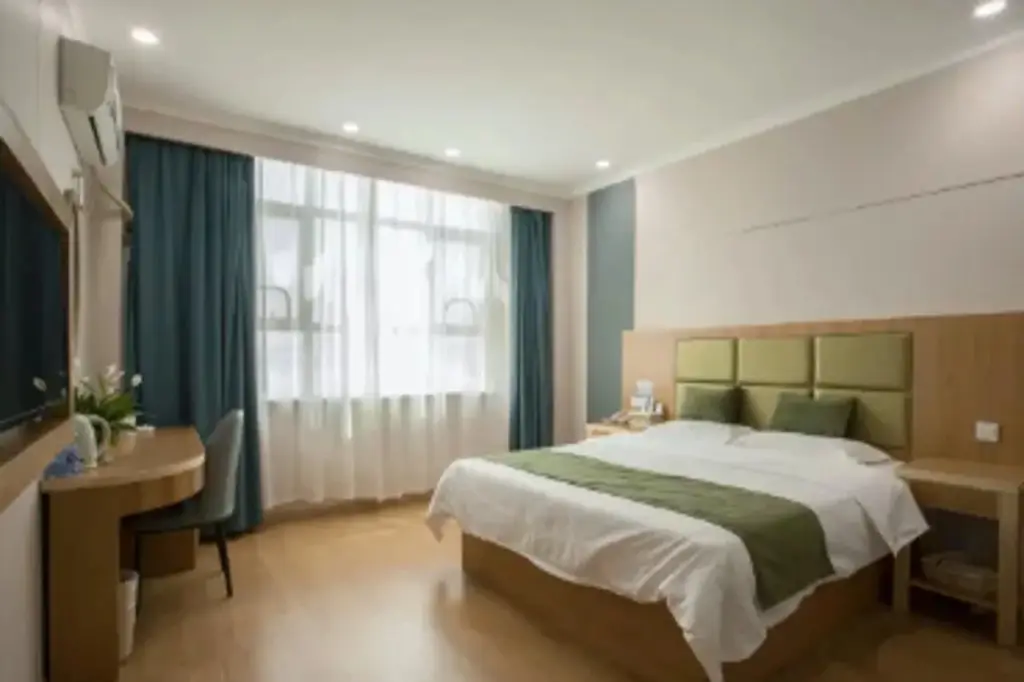 Уху: GreenTree Inn Anhui Wuhu Yinhu North Road Fangte World Resort South Gate Business Hotel