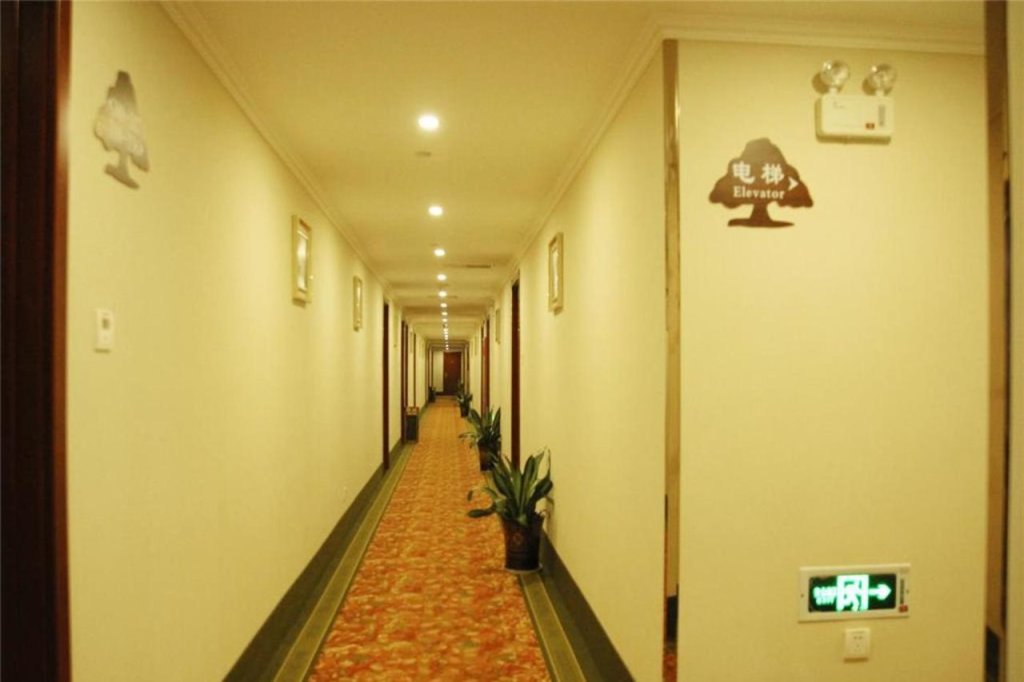 GreenTree Inn Shandong Linyi Yishui County Angel Garden Express Hotel — фото 1