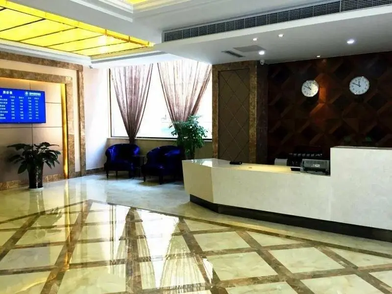 Чжэньцзян: Greentree Inn Zhenjiang West Zhongshan Road Railwa