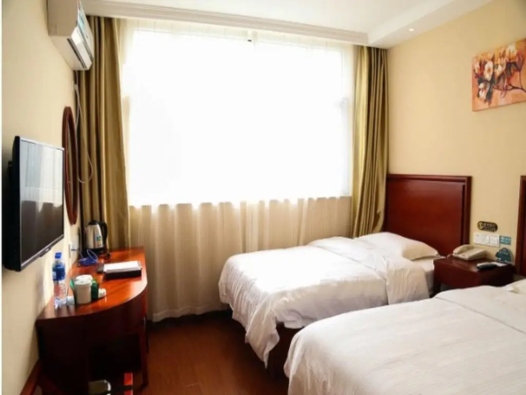 Уси: GreenTree Inn JiangSu WuXi BinHu HuiHe Road XiHui Garden Express Hotel