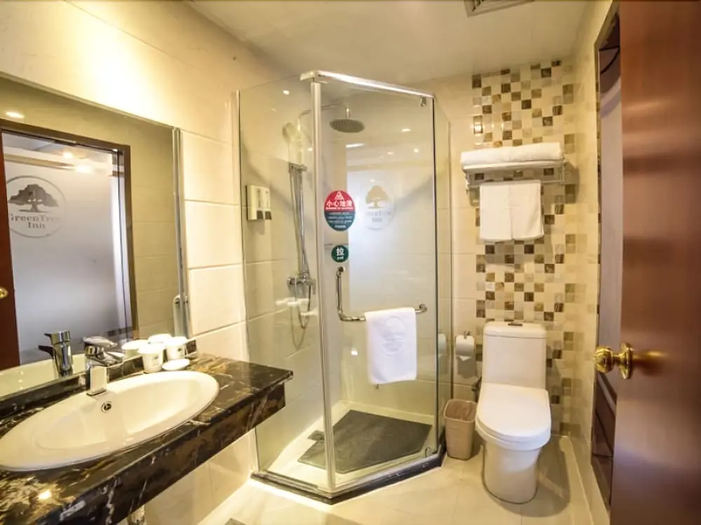 Шанхай: GreenTree Inn Suzhou Kunshan Paris Spring Express Hotel